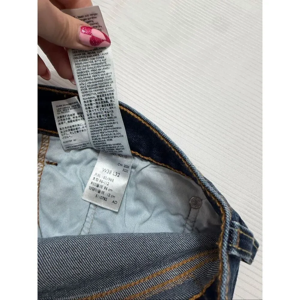 NWT Levi’s Men’s 513 Slim Straight Denim Jeans Size 38 X 32 New